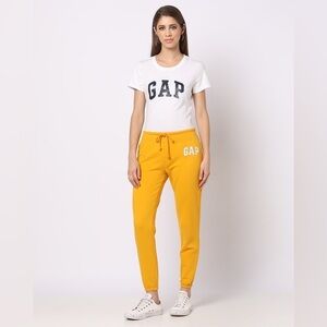 GAP Women’s Gold Jogger Sweatpants, Size XS, Comfortable, Casual, Classic, Sport